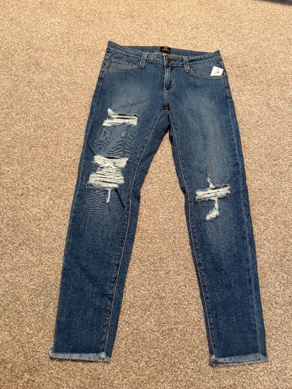 NWT Just Black Denim Distressed Raw Hem Jeans Size 28 Made in USA
